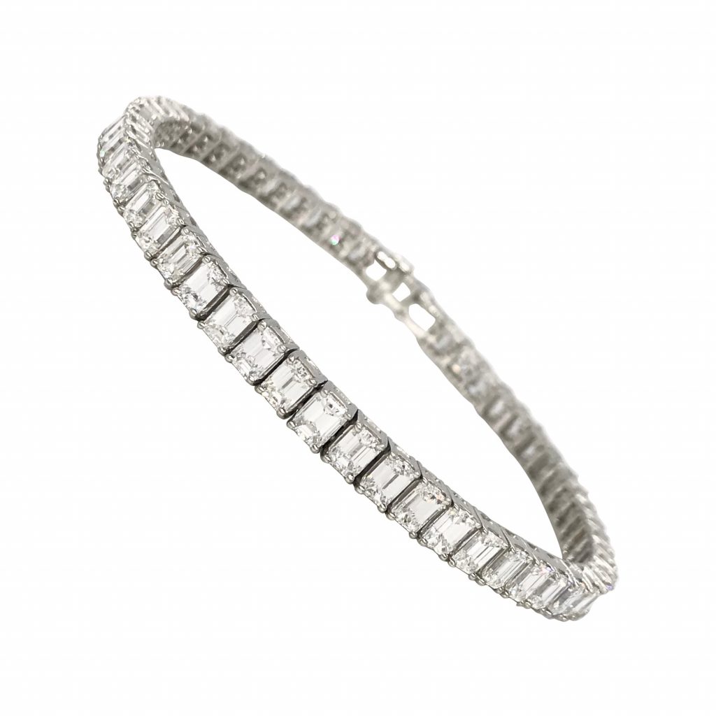 Emerald cut diamond tennis bracelet hotsell