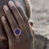 Mesure et art du temps - 18K rose gold and lapis ring Bring color to your life ! EVER, a range of natural stones and original and graphic shapes. We play with colors, we associate them, we wear them in accumulation ... for a colorful life !