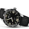 Divers Sixty-Five Black